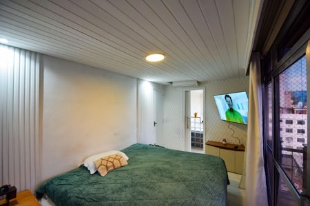 Apartamento à venda com 380m², 3 quartos e 2 vagasQuarto 3 - Suíte