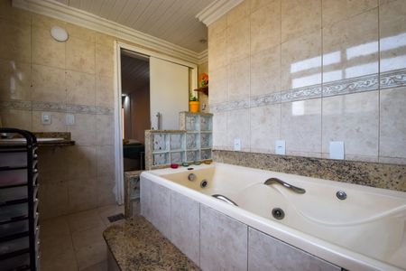 Apartamento à venda com 380m², 3 quartos e 2 vagasBanheiro do Quarto 3 - Suíte