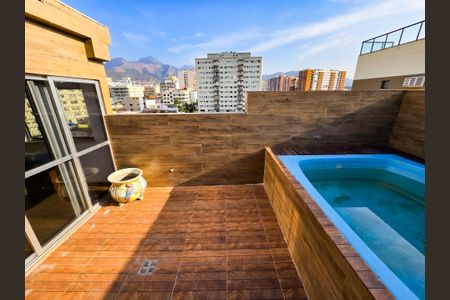 Apartamento à venda com 380m², 3 quartos e 2 vagasPiscina (Cobertura)