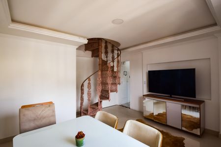 Apartamento à venda com 380m², 3 quartos e 2 vagasSala