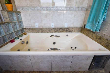 Apartamento à venda com 380m², 3 quartos e 2 vagasBanheiro do Quarto 3 - Suíte