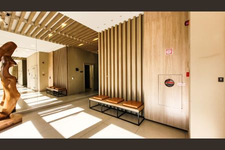 Apartamento à venda com 86m², 2 quartos e 2 vagasHall social