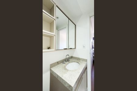 Apartamento à venda com 86m², 2 quartos e 2 vagasBanheiro da Suite 2