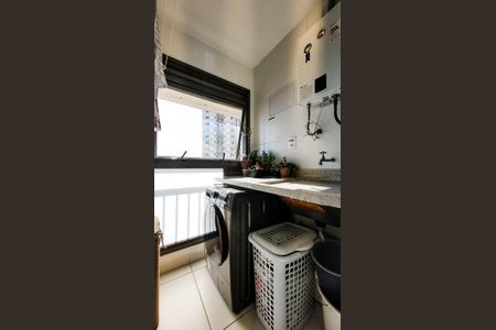 Apartamento à venda com 86m², 2 quartos e 2 vagasLavanderia