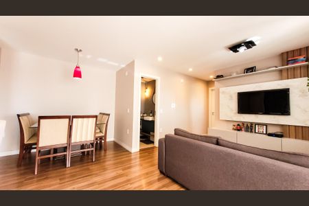 Apartamento à venda com 86m², 2 quartos e 2 vagasSala