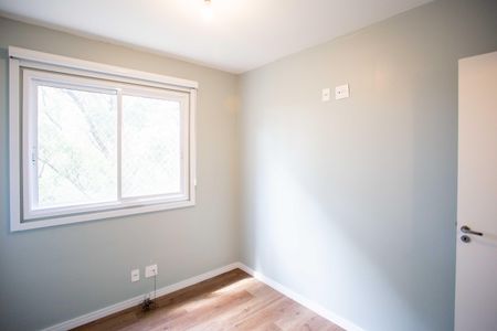 Apartamento à venda com 2 quartos, 45m² em Piraporinha, Diadema