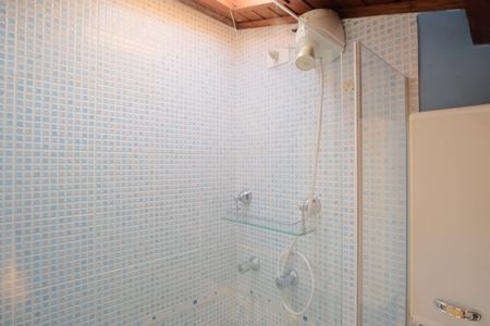 Casa de condomínio à venda com 290m², 5 quartos e 4 vagasBanheiro da Suíte 5