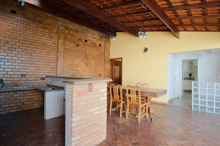 Casa de condomínio à venda com 290m², 5 quartos e 4 vagasÁrea comum - Espaço Gourmet