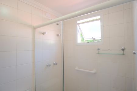 Casa de condomínio à venda com 290m², 5 quartos e 4 vagasBanheiro da Suíte 3