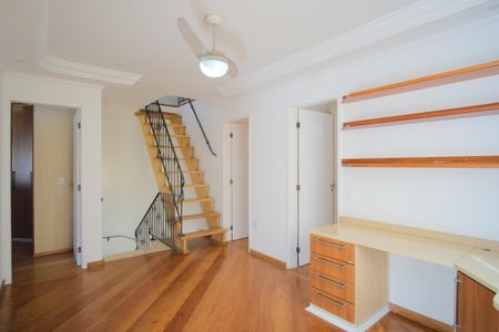 Casa de condomínio à venda com 290m², 5 quartos e 4 vagasHall dos Quartos