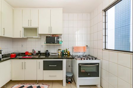 Apartamento à venda com 179m², 3 quartos e 3 vagasCozinha