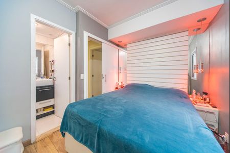 Apartamento à venda com 77m², 3 quartos e 2 vagasQuarto 3