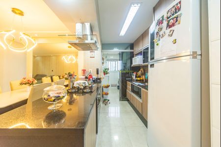 Apartamento à venda com 77m², 3 quartos e 2 vagasCozinha