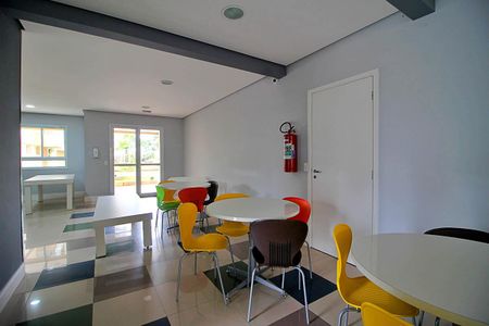 Apartamento à venda com 77m², 3 quartos e 2 vagasÁrea comum - Salão de festas