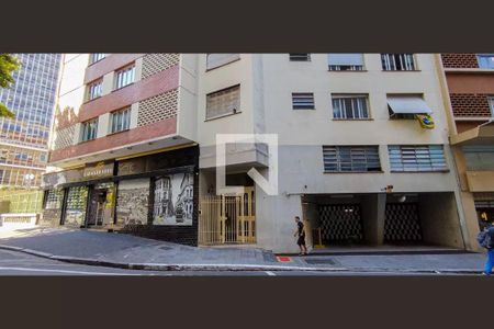 Studio à venda com 36m², 1 quarto e sem vaga Studio à venda com 36m², 1 quarto e sem vagaFachada