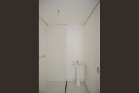 Apartamento à venda com 44m², 2 quartos e 1 vaga Apartamento à venda com 44m², 2 quartos e 1 vagaBanheiro