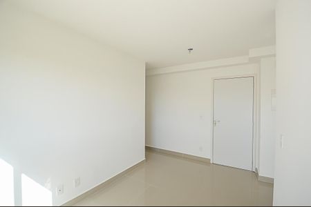 Apartamento à venda com 44m², 2 quartos e 1 vaga Apartamento à venda com 44m², 2 quartos e 1 vagaSala