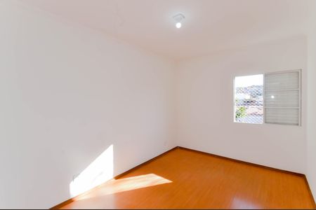 Apartamento à venda com 65m², 2 quartos e 1 vagaQuarto 2