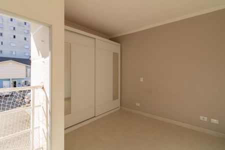 Casa de condomínio à venda com 83m², 3 quartos e 2 vagasSuíte