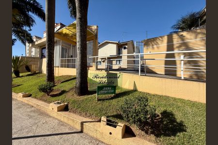 Casa de condomínio à venda com 83m², 3 quartos e 2 vagasFachada