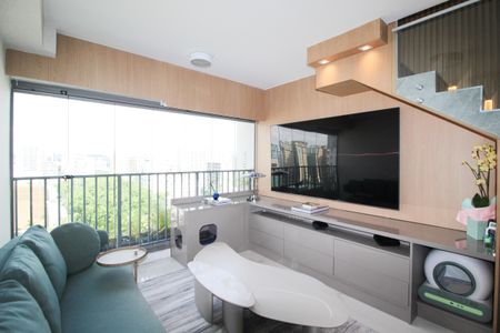 Sala de apartamento à venda com 1 quarto, 61m² em Indianópolis, São Paulo