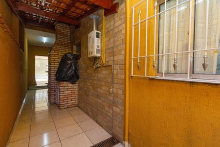 Casa à venda com 160m², 6 quartos e 2 vagasCasa 1: Churrasqueira