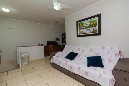 Casa à venda com 160m², 6 quartos e 2 vagasCasa 2: Sala