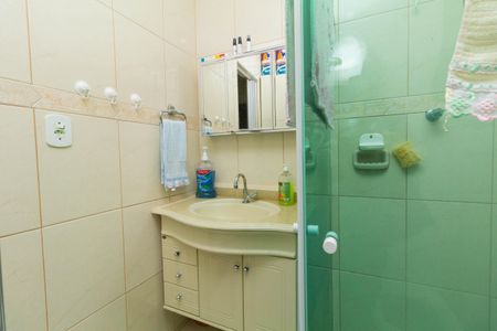 Casa à venda com 160m², 6 quartos e 2 vagasCasa 1: Banheiro Social 2