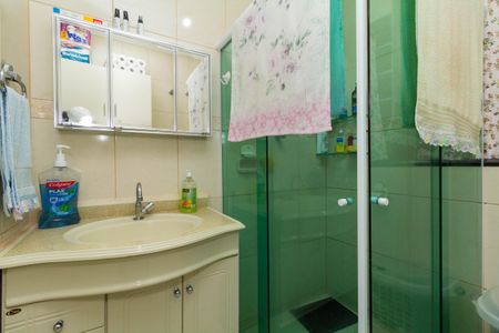 Casa à venda com 160m², 6 quartos e 2 vagasCasa 1: Banheiro Social 2