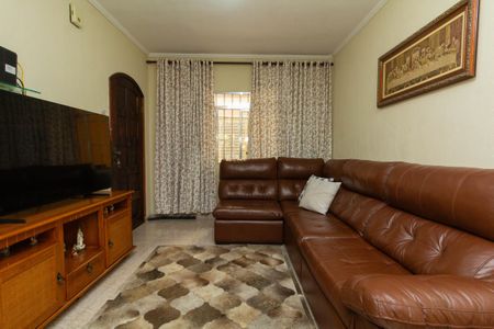 Casa à venda com 160m², 6 quartos e 2 vagasCasa 1: Sala