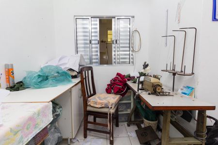 Casa à venda com 160m², 6 quartos e 2 vagasCasa 1: Quarto 1