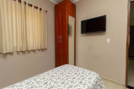 Casa à venda com 160m², 6 quartos e 2 vagasCasa 1: Quarto 3