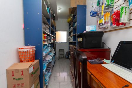 Casa à venda com 160m², 6 quartos e 2 vagasCasa 1: Closet Quarto 2