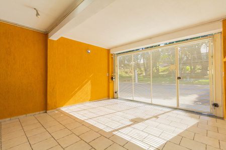 Casa à venda com 160m², 6 quartos e 2 vagasGaragem