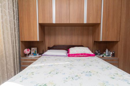 Casa à venda com 160m², 6 quartos e 2 vagasCasa 1: Quarto 2