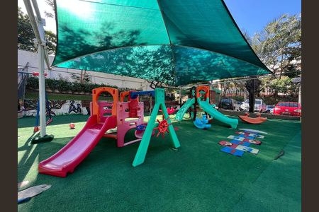 Apartamento para alugar com 50m², 2 quartos e 1 vagaÁrea comum - Playground