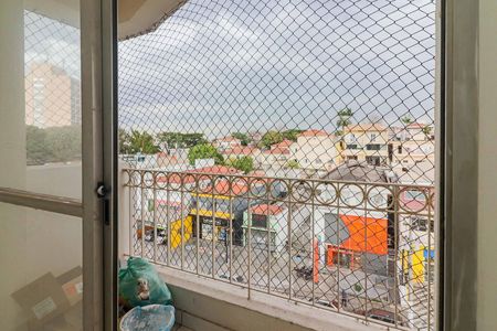 Apartamento para alugar com 78m², 3 quartos e 1 vaga Apartamento para alugar com 78m², 3 quartos e 1 vagaVaranda