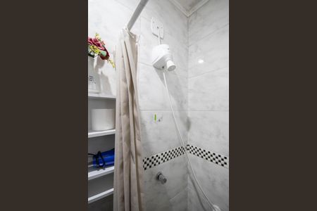 Casa para alugar com 154m², 4 quartos e 4 vagas Casa para alugar com 154m², 4 quartos e 4 vagasBanheiro da Suíte 2