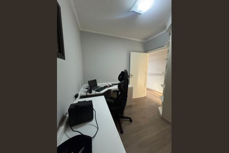 Apartamento à venda com 126m², 3 quartos e 3 vagasEscritório
