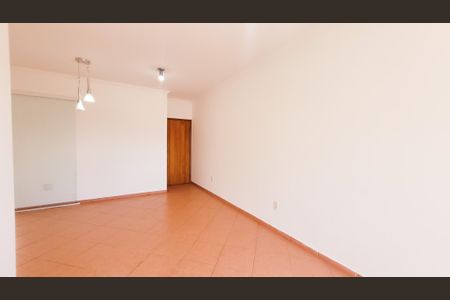 Apartamento para alugar com 85m², 3 quartos e 2 vagasSala