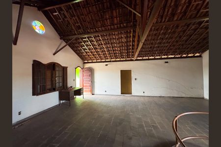Casa à venda com 1200m², 5 quartos e 10 vagas