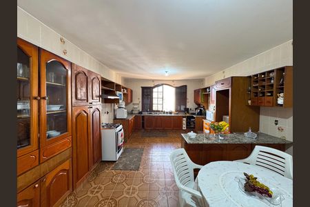 Casa à venda com 1200m², 5 quartos e 10 vagas