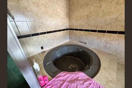 Casa à venda com 1200m², 5 quartos e 10 vagas