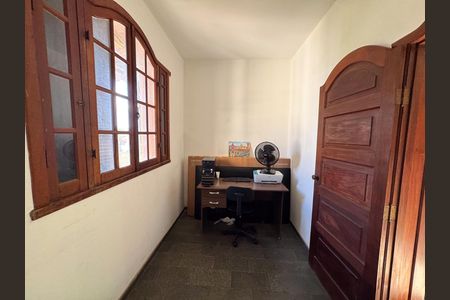 Casa à venda com 1200m², 5 quartos e 10 vagas