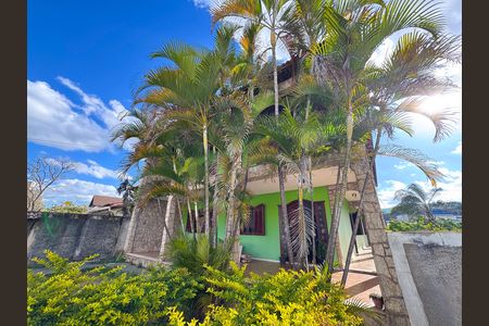 Casa à venda com 1200m², 5 quartos e 10 vagas