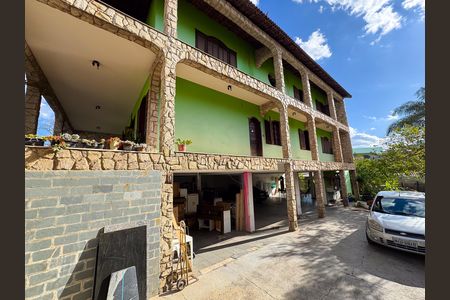 Casa à venda com 1200m², 5 quartos e 10 vagas