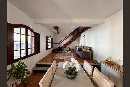 Casa à venda com 1200m², 5 quartos e 10 vagas