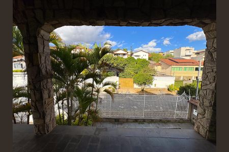 Casa à venda com 1200m², 5 quartos e 10 vagas