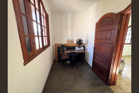 Casa à venda com 1200m², 5 quartos e 10 vagas