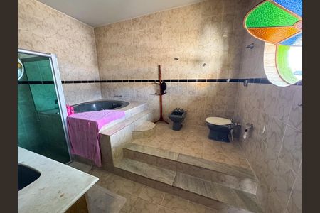 Casa à venda com 1200m², 5 quartos e 10 vagas